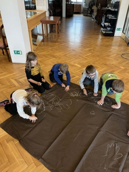 4d90b8b9-9fcc-4ed9-b4ec-77cdc5fbdfb3